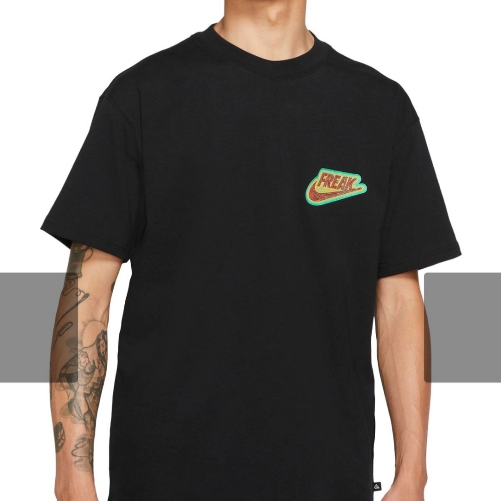 NIKE Men's Giannis "Freak" Premium Basketball T-Shirt Large Loose Fit